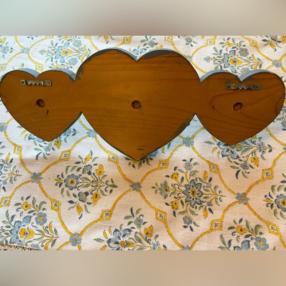 Vintage Key To My Heart Key Holder - Picture 2 of 5